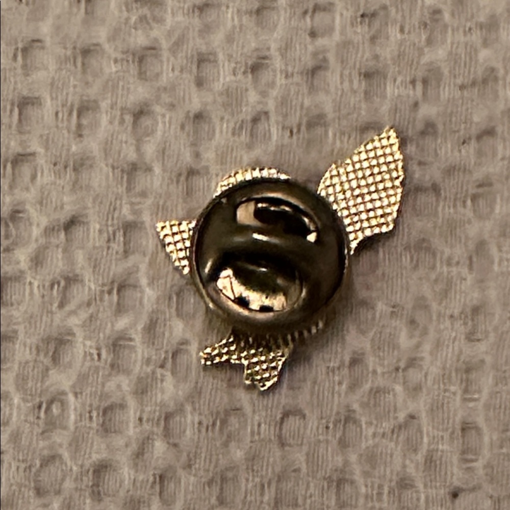 Puffin Enamel Pin - Picture 2 of 3